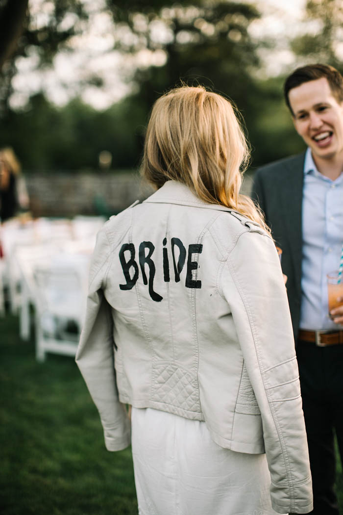 10 Gorgeous Cover Up Ideas to Keep the Bride Warm and Stylish this Winter. // http://mysweetengagement.com