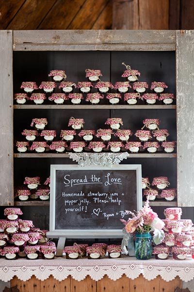 Spread the love. Homemade jam and jelly wedding favor. // Wedding favor ideas your guests will love