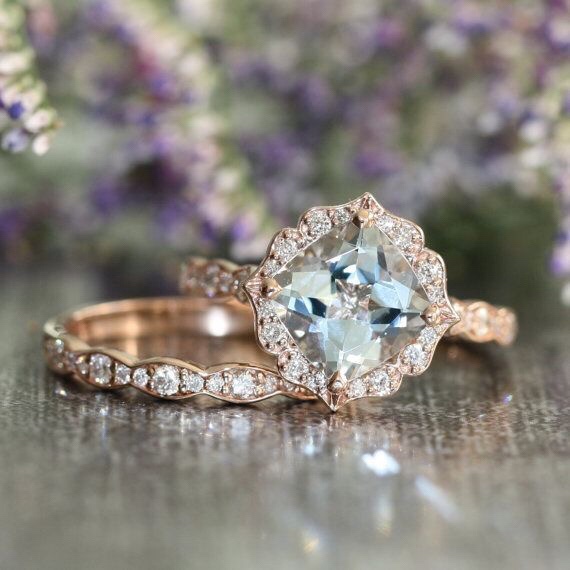 18 Breathtaking Non-Traditional Vintage Engagement Rings. 