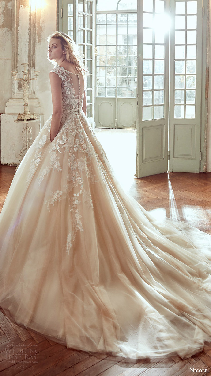 Breathtaking gold wedding ball gown with stunning floral appliques. // mysweetengagement.com