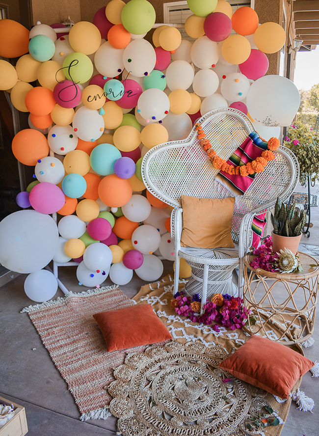 Colorful balloons background for a boho-mexican elegant style bridal shower // Get inspired with these Elegant Mexican Fiesta / Cinco de Mayo Themed Bridal Shower Ideas. // mysweetengagement.com