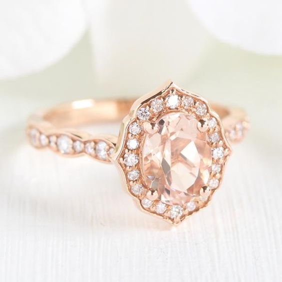 Vintage rose gold oval engagement ring inspiration with halo. // mysweetengagement.com