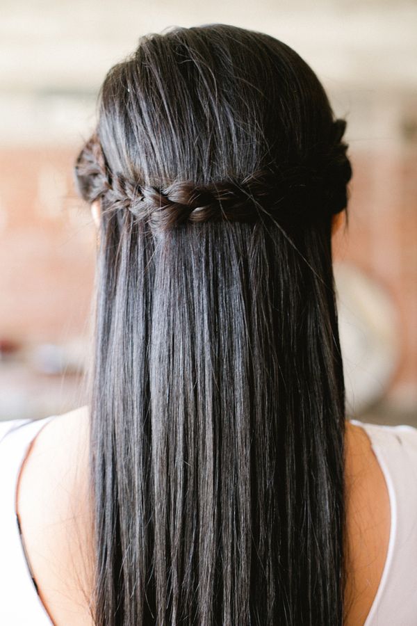 Simple braided sleek straight half up half down hairstyle idea. // Gorgeous half up half down bridal hairstyle ideas to impress on your wedding day. // mysweetengagement.com