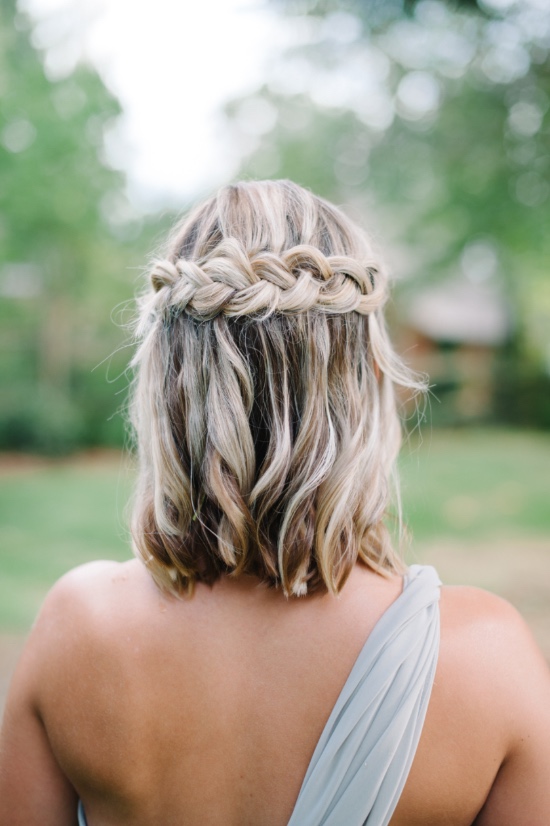 Braided Short Hair Half Up Hair Idea. // Gorgeous half up half down bridal hairstyle ideas to impress on your wedding day. // mysweetengagement.com