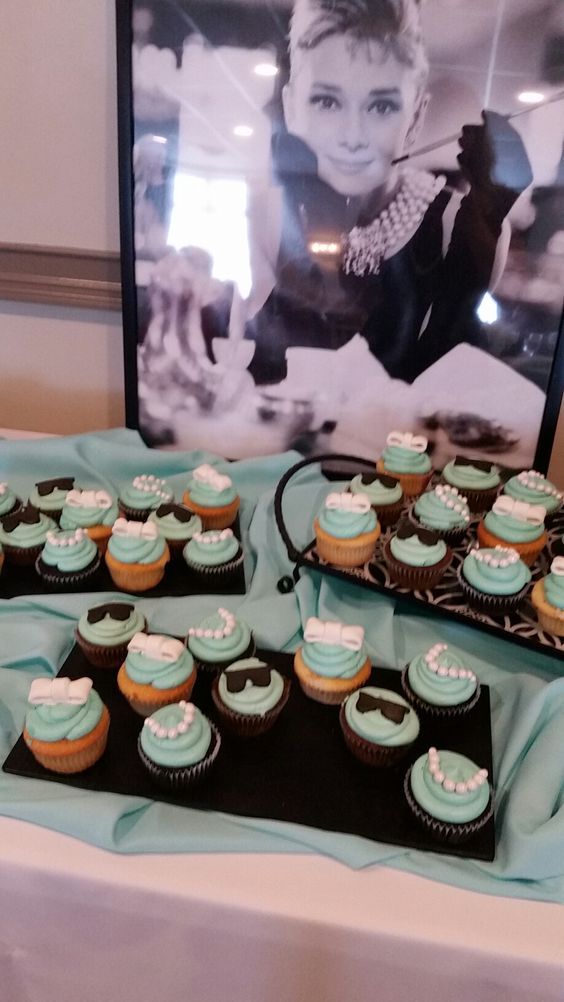 Top Creative Bridal Shower Theme Ideas. Breakfast at Tiffany's Themed Party. Classic Audrey Hepburn's picture and decorated cupcakes. // mysweetengagement.com