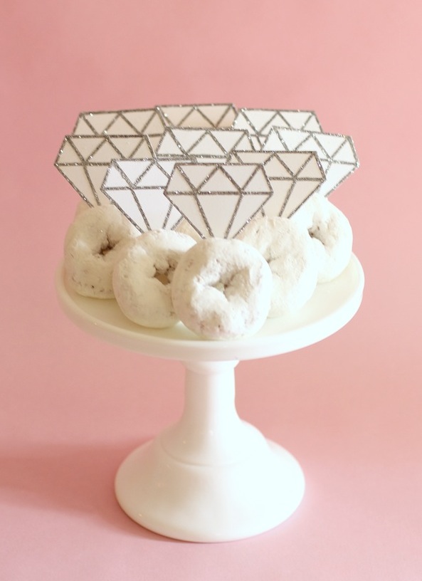 Top Creative Bridal Shower Theme Ideas. Diamond ring donuts. // mysweetengagement.com