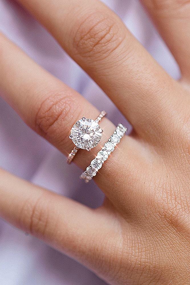 Say yes to these breathtaking round engagement rings. // mysweetengagement.com