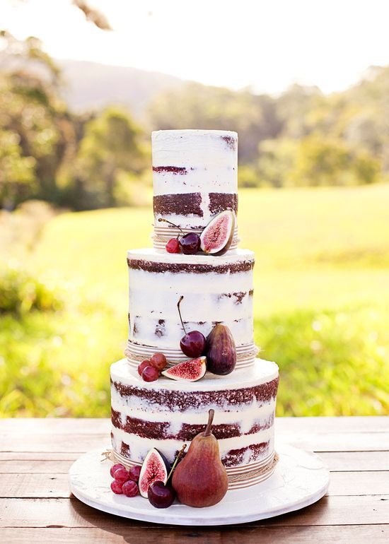 semi naked wedding cake with fruits