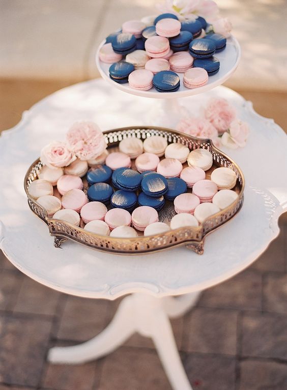 pink and blue macaroons