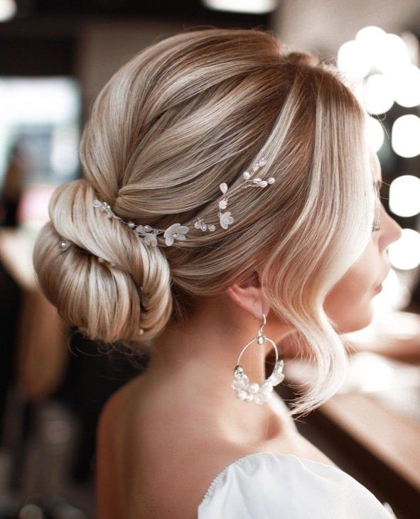 Bridal Hair: 50+ Ideas for your Wedding Day 💗 - My Sweet Engagement